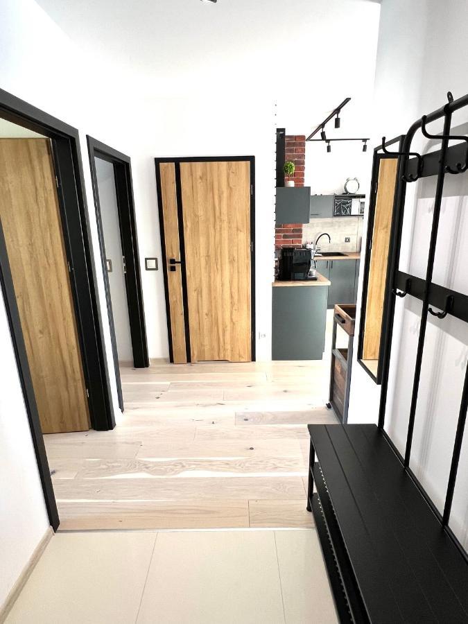 Warsaw Downtown View 3 Rooms 60M2+ Free Garage 2Km Old Town Metro 9Min Tram Esterno foto